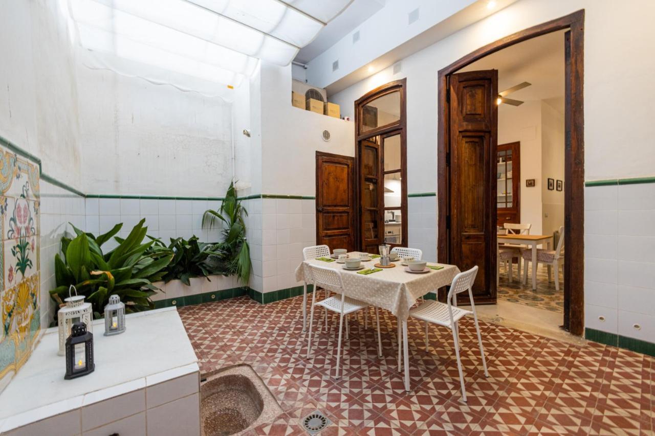 Florit Flats - Traditional House In El Cabanyal Apartment Valencia Luaran gambar